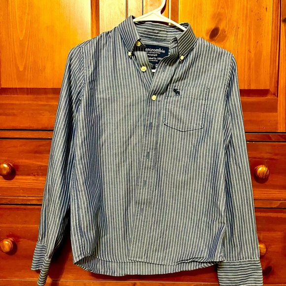 TWO Abercrombie & Fitch Kid’s Striped Shirts - Medium - Picture 9 of 11